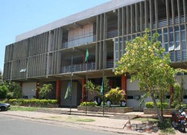 Prefeitura de Picos vai demitir 700 servidores de uma só vez após anulação de concurso irregular