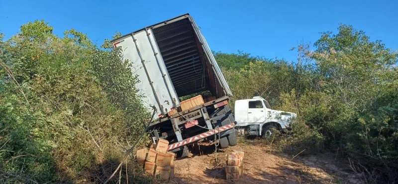 caminhoneiro-morre-em-grave-acidente-na-br-222-no-norte-do-piaui